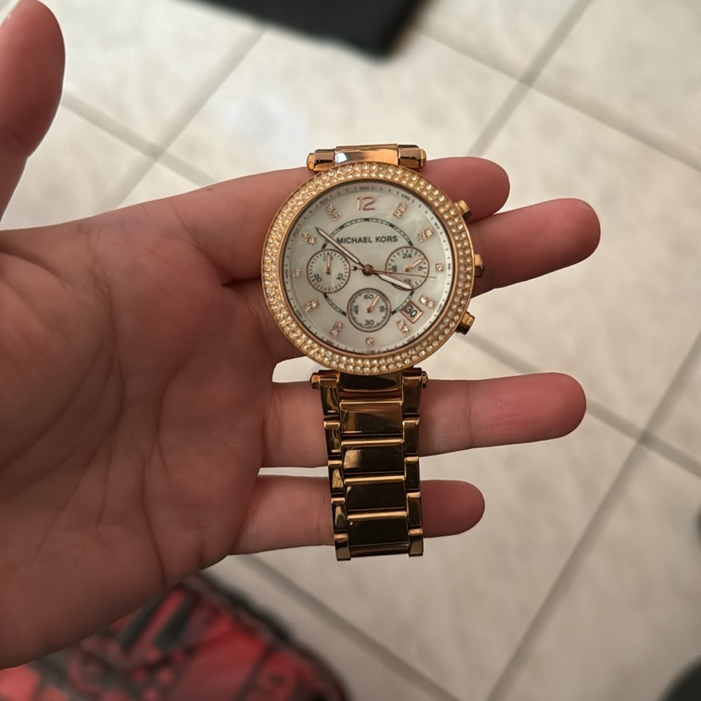 Michael Kors rose gold watch